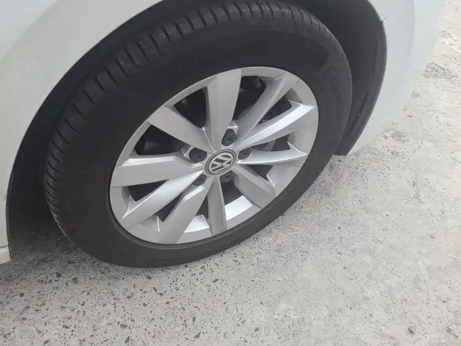 Volkswagen Bora — миниатюра 6