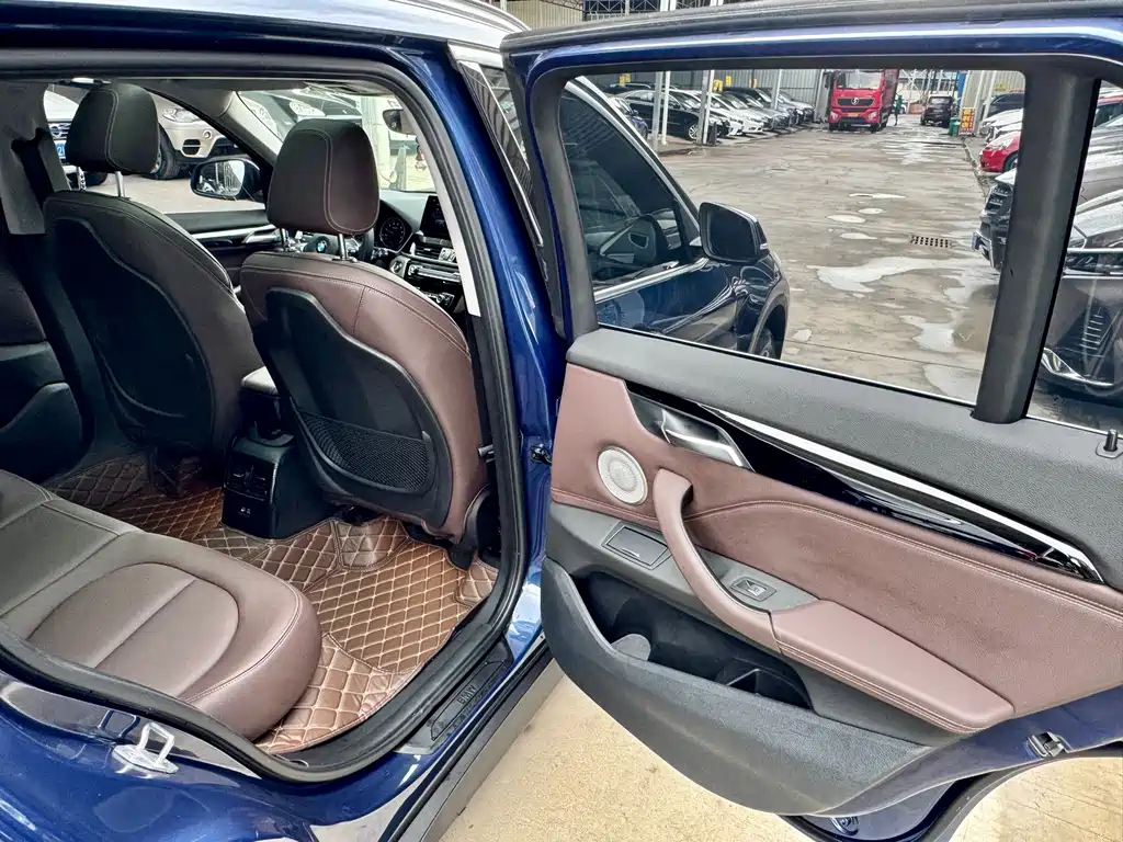 BMW X1 — миниатюра 21