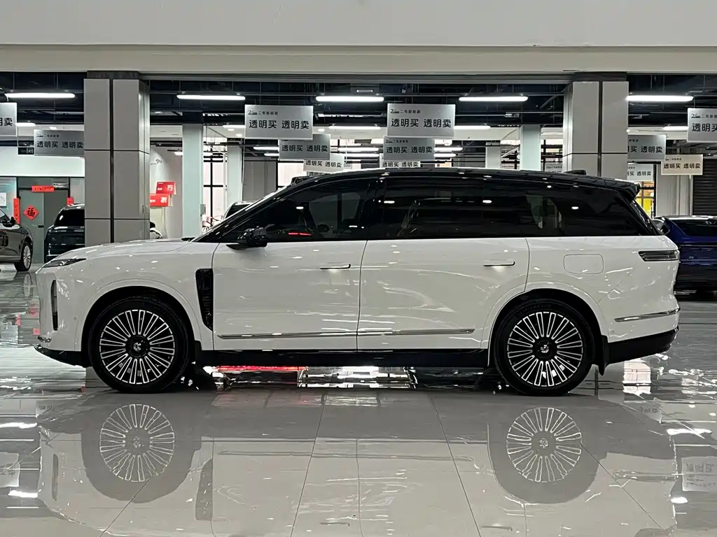 NIO ES8 2026 мест Executive Luxury