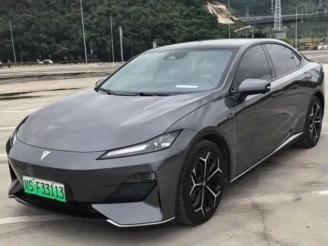 DARK BLUE CAR DARK BLUE SL03 2024