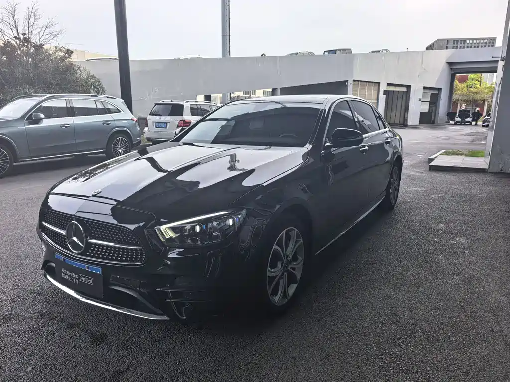 Mercedes-Benz E-Class 2023