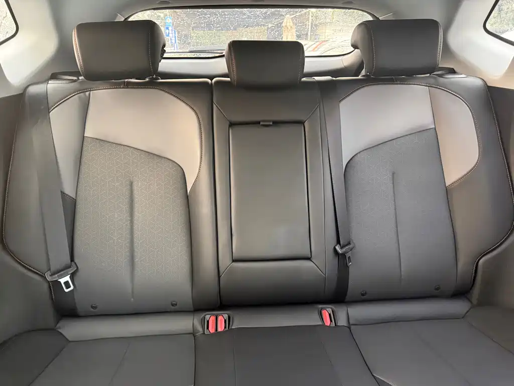 CHANGAN CHANGAN AUCHAN Z6