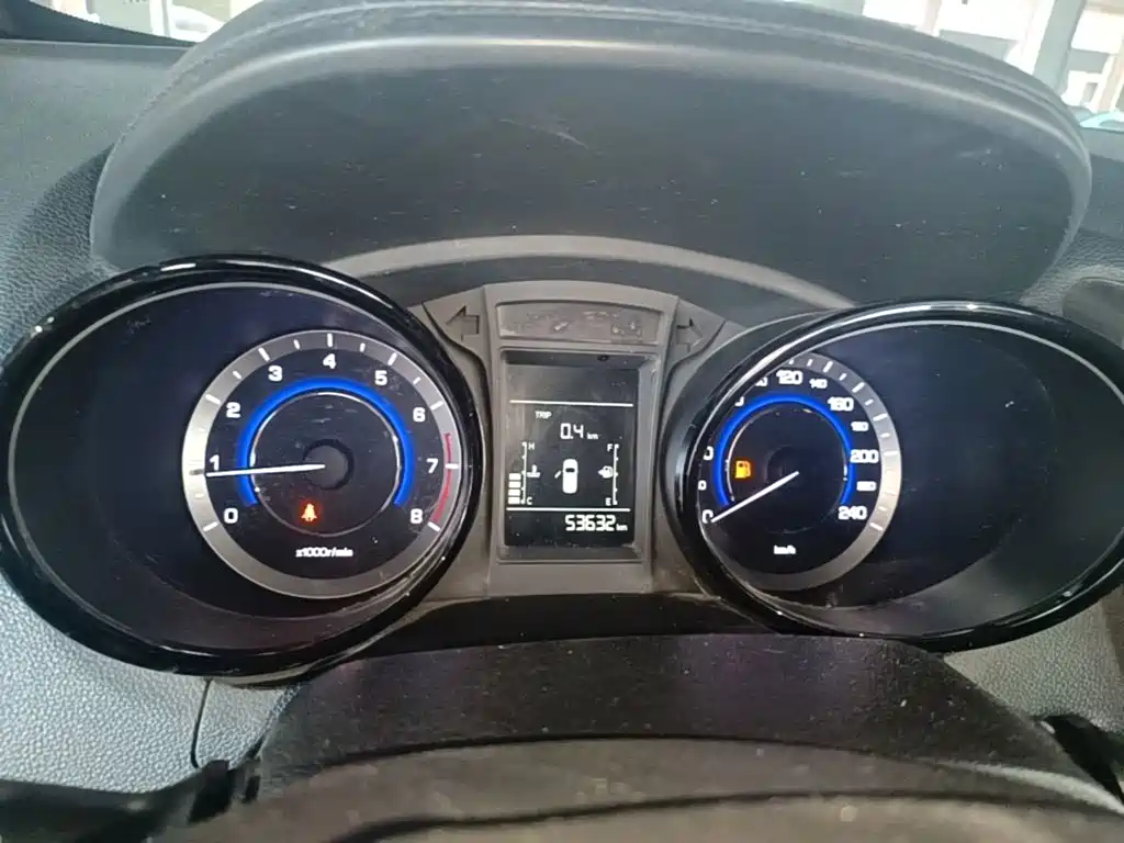 Changan CS15 — миниатюра 12