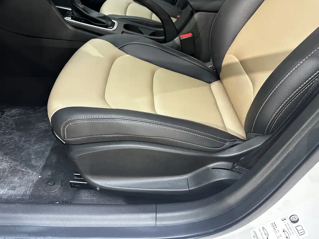 Chevrolet Monza 2022 320 AT Enjoy