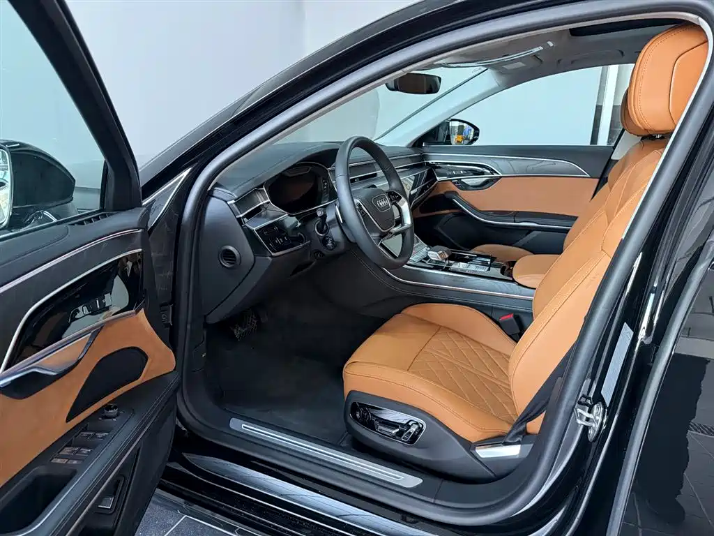 Audi A8 — миниатюра 7