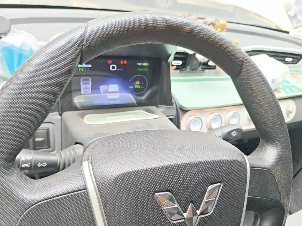 Wuling MINIEV — миниатюра 20