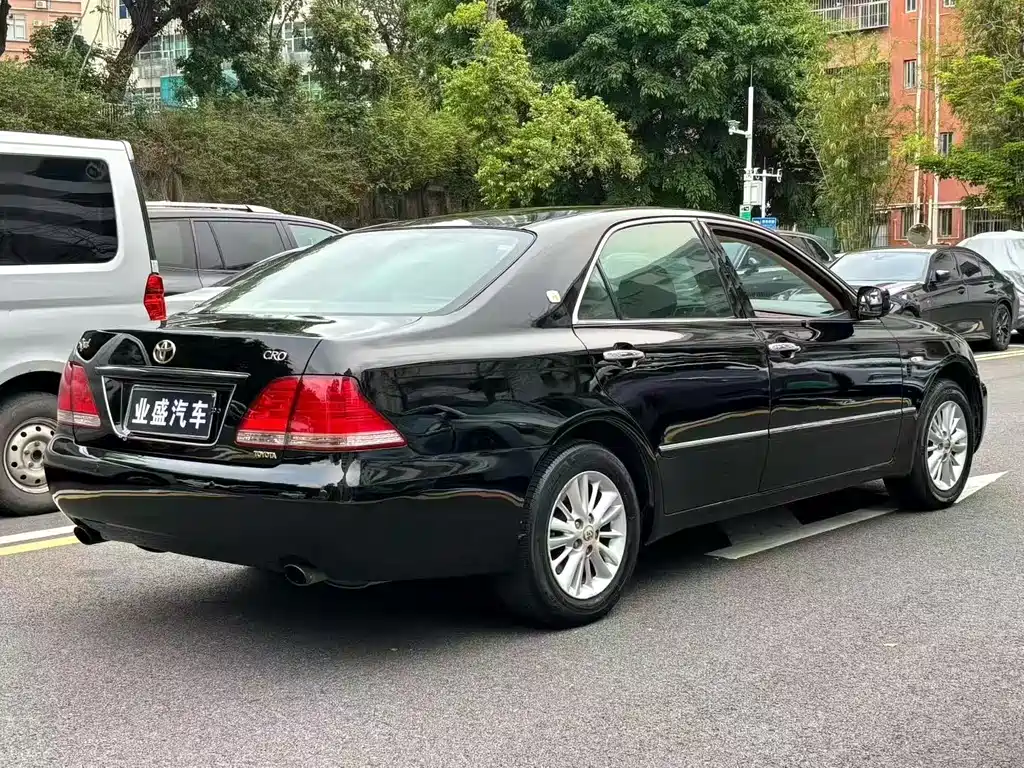 Toyota Crown 2006 2.5L Royal