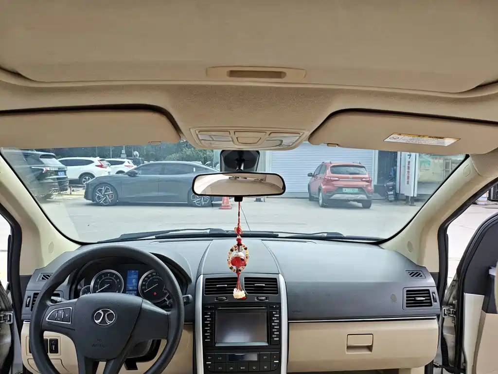 BAIC E-Series — миниатюра 12