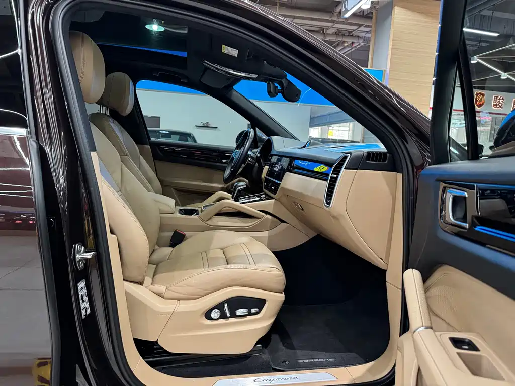 Porsche Cayenne 2018 Cayenne 3.0T