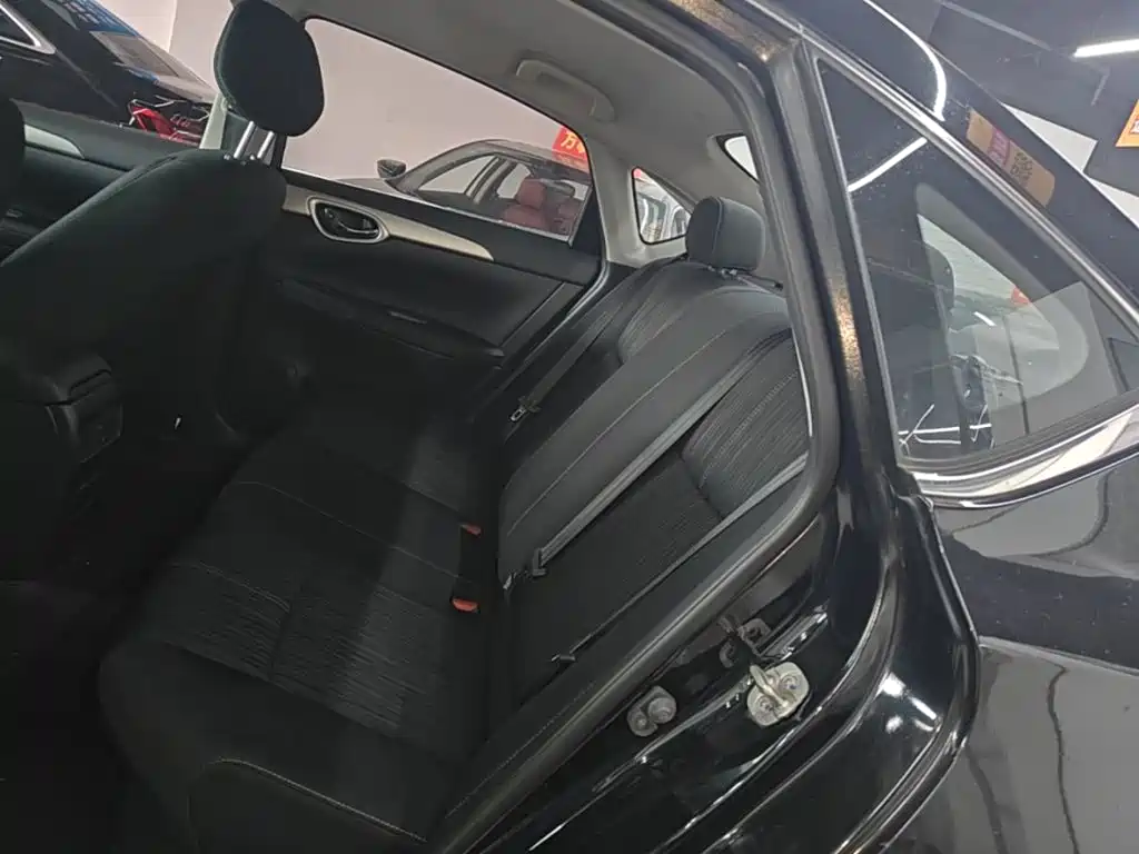 Nissan Sylphy — миниатюра 17