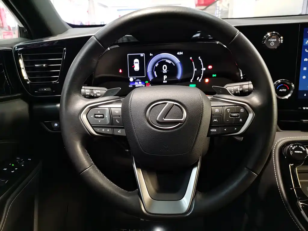 Lexus NX 2023 350h