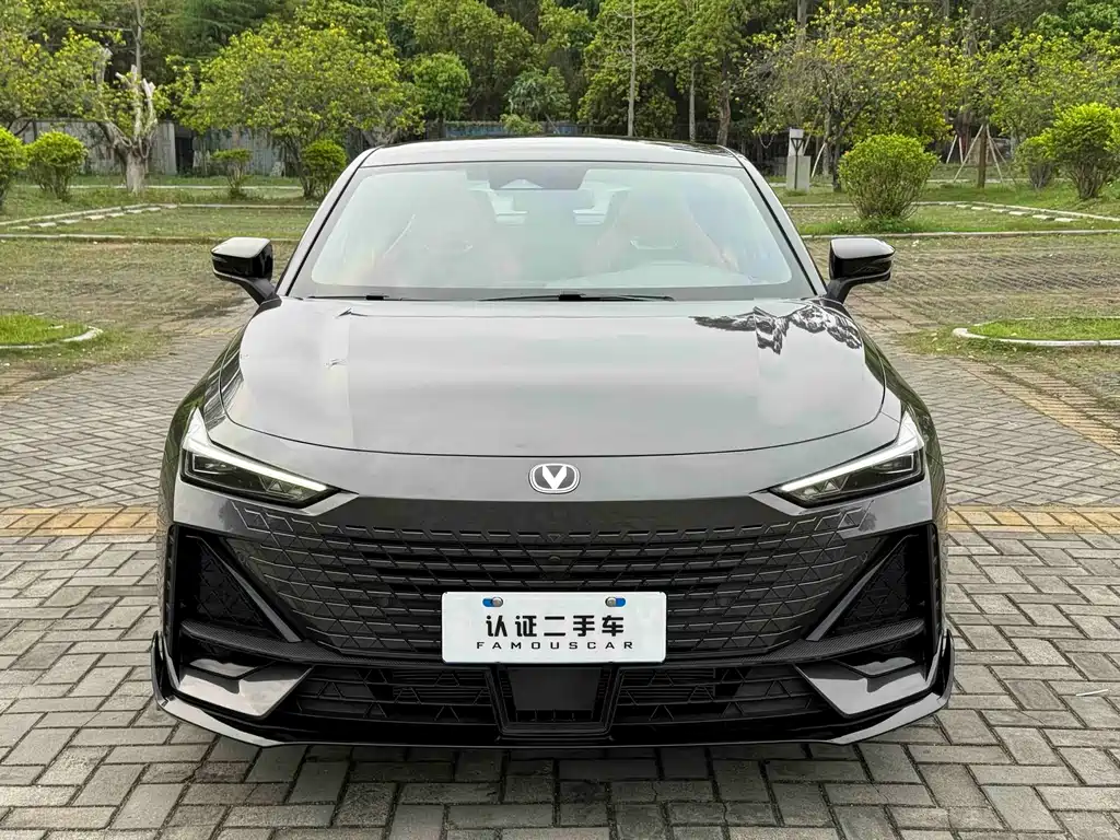 Changan UNI-V 2023 1.5T Sport
