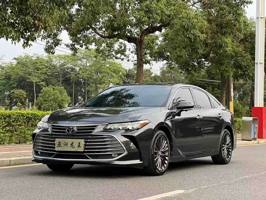 Toyota Avalon 2019