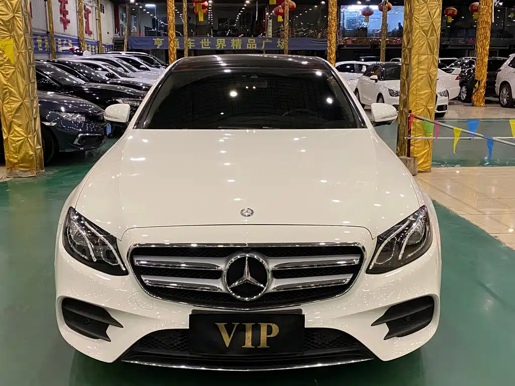 Mercedes-Benz E-Class — миниатюра 2