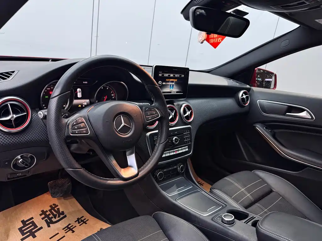 Mercedes-Benz A-Class A 2016 A 200 Fashion