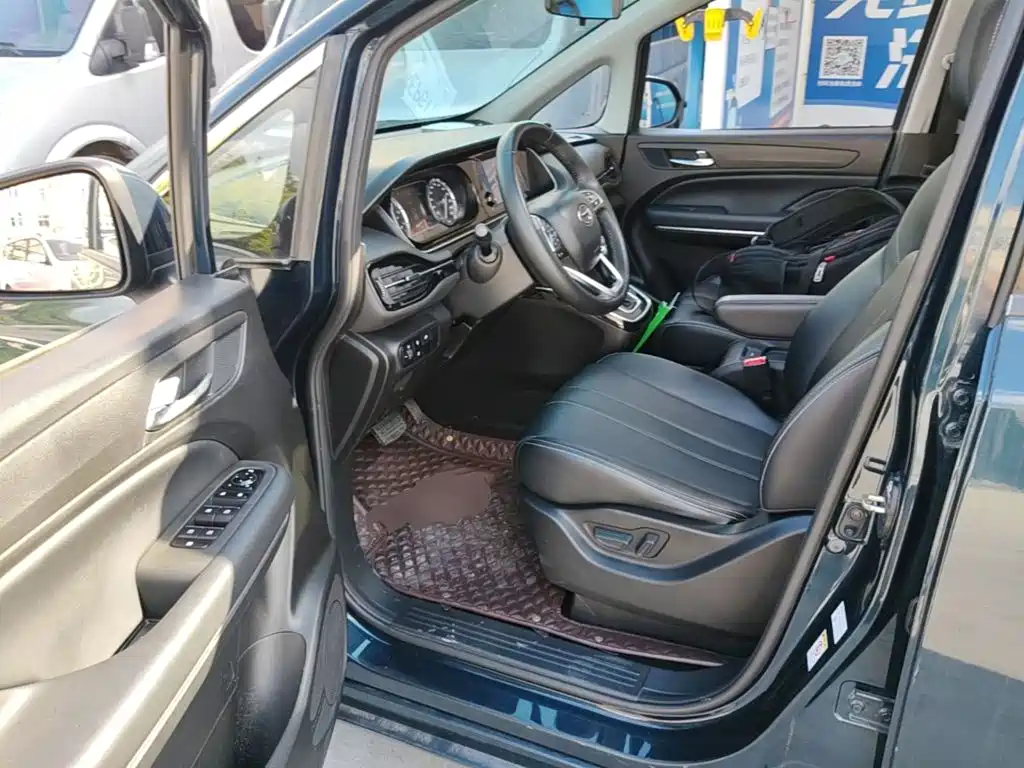 GAC Motor Trumpchi M6 — миниатюра 16