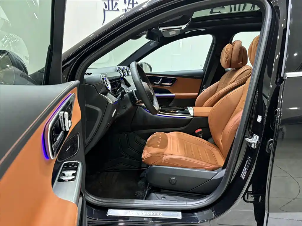 Mercedes-Benz GLC 2025 GLC 260 L 4MATIC Luxury