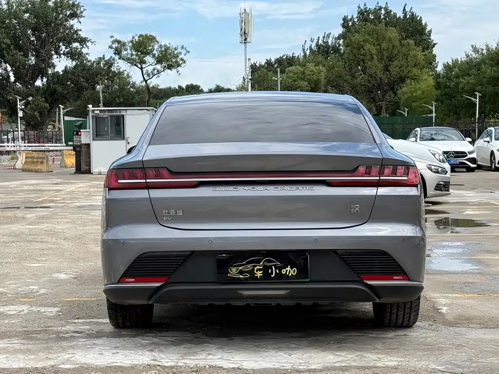 BYD Han — миниатюра 8