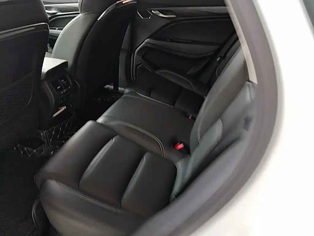 Geely Xingyue — миниатюра 17