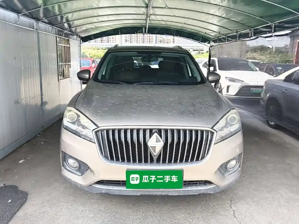 Borgward BX7 — миниатюра 5