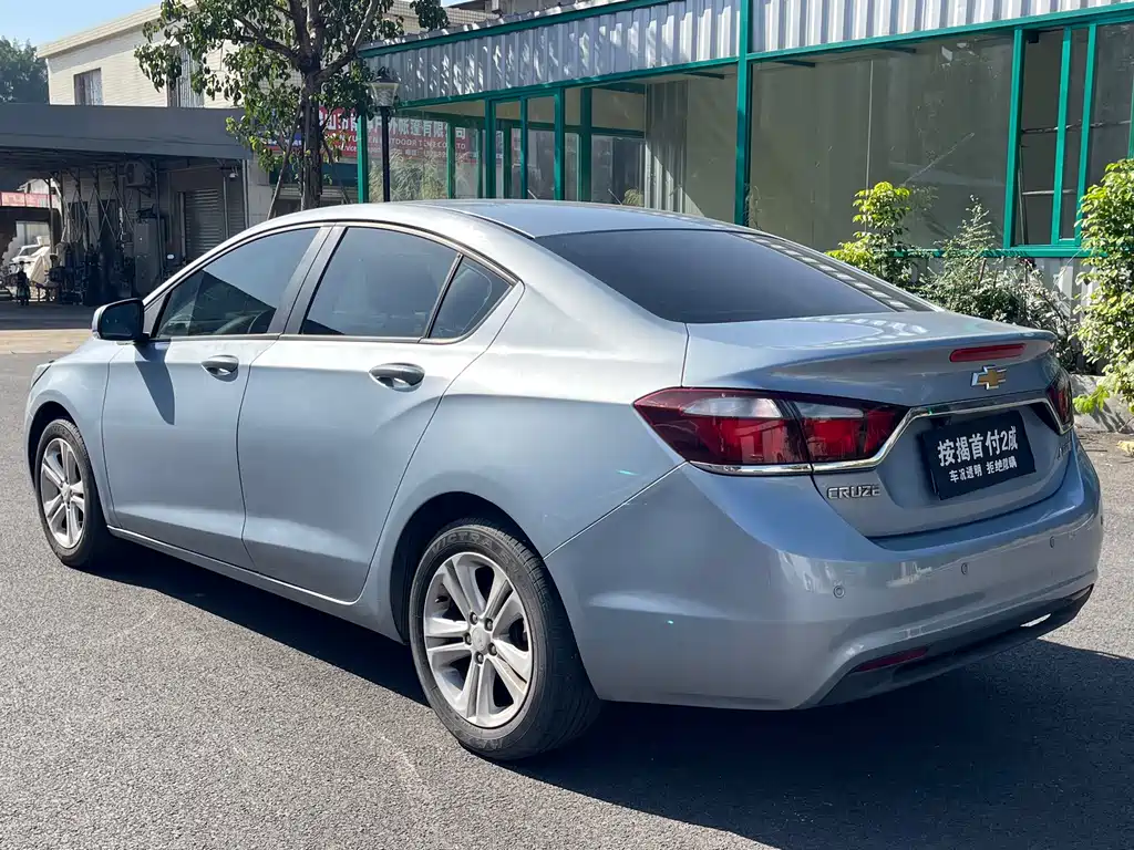Chevrolet Cruze 2015 1.5L AT Fashion