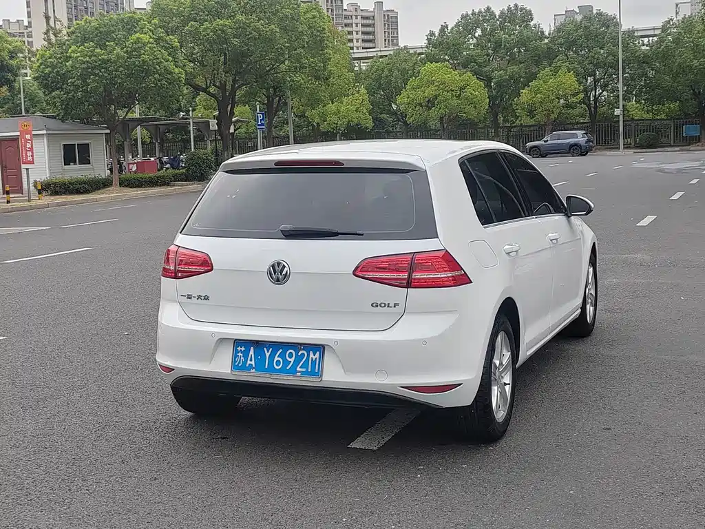 Volkswagen Golf — миниатюра 7