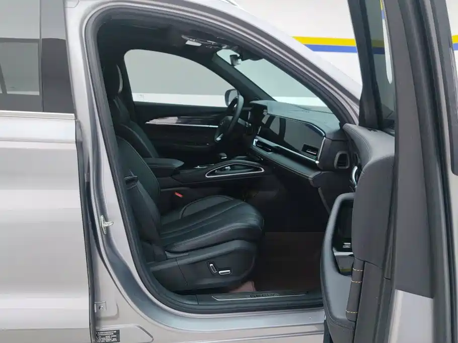 Geely Xingyue L — миниатюра 8