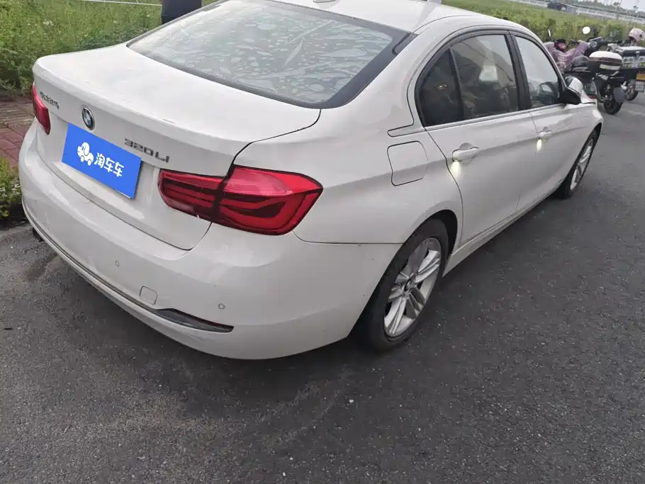 BMW 3 Series — миниатюра 3