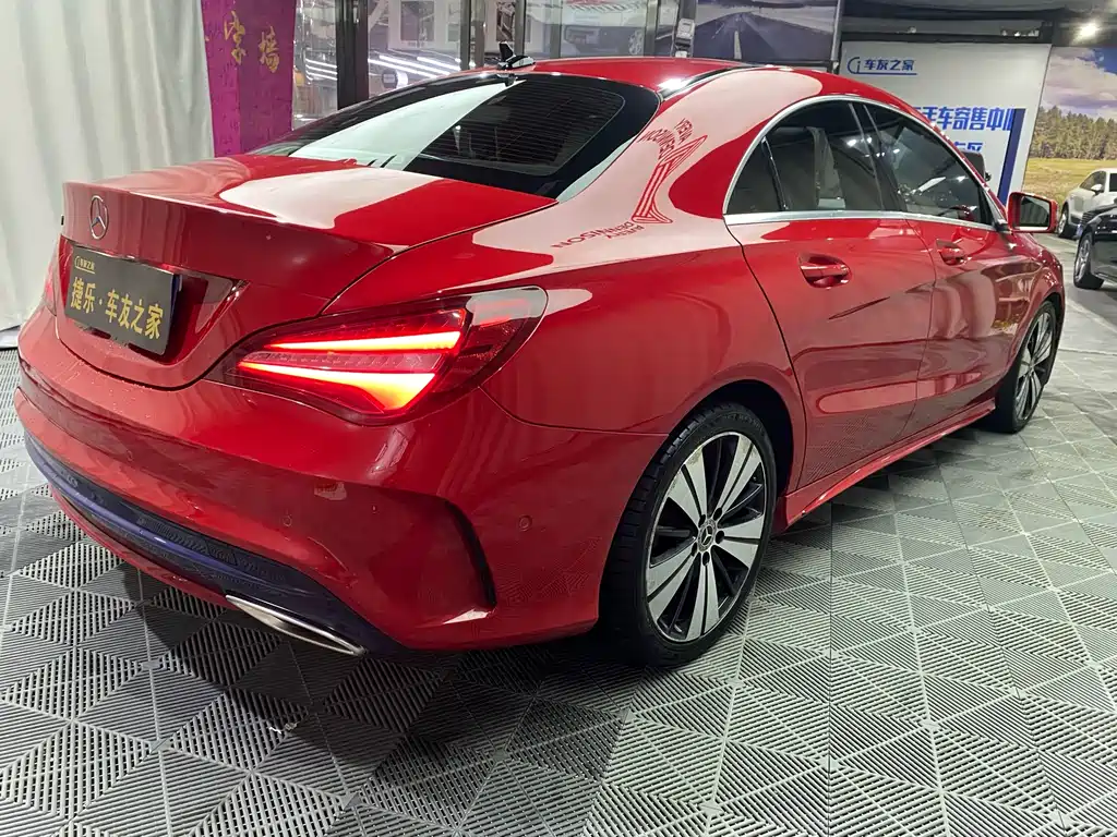 Mercedes-Benz CLA 2017 CLA 200 Fashion