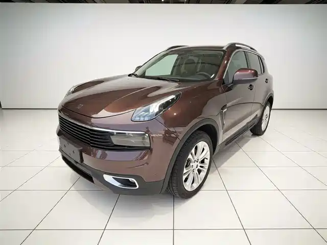 2018 Lynk & Co 01