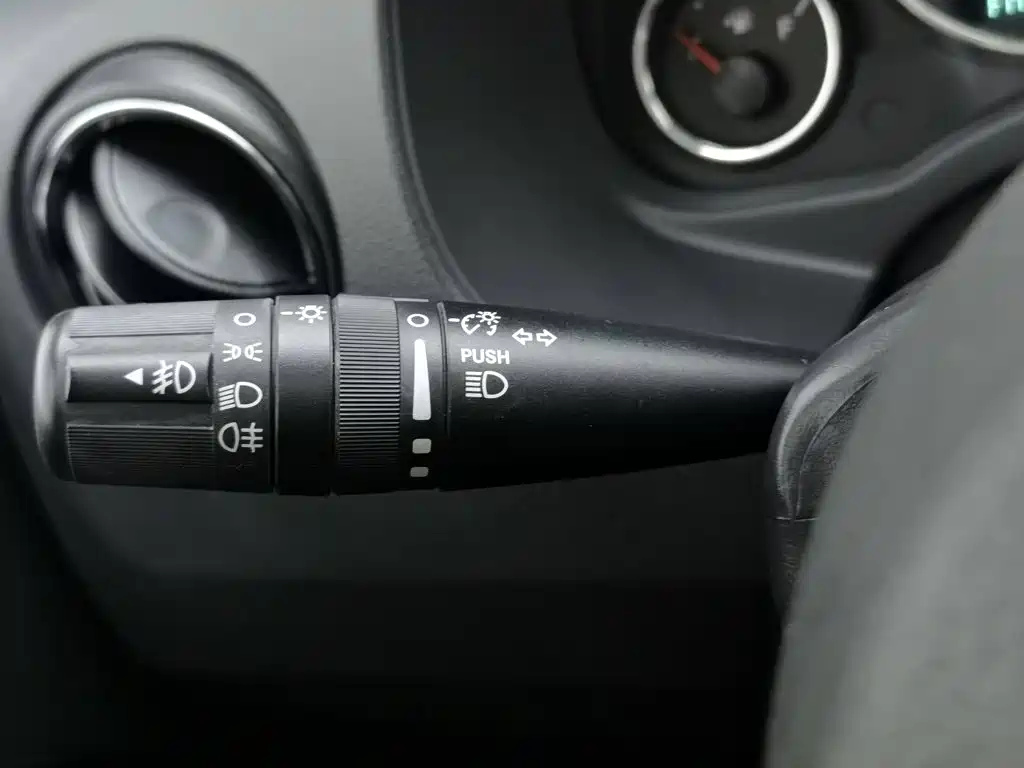 Jeep Compass (Import) — миниатюра 21