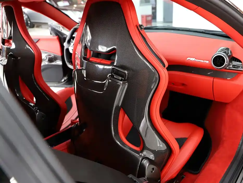 Ferrari F8 2019 Tributo 3.9T V8