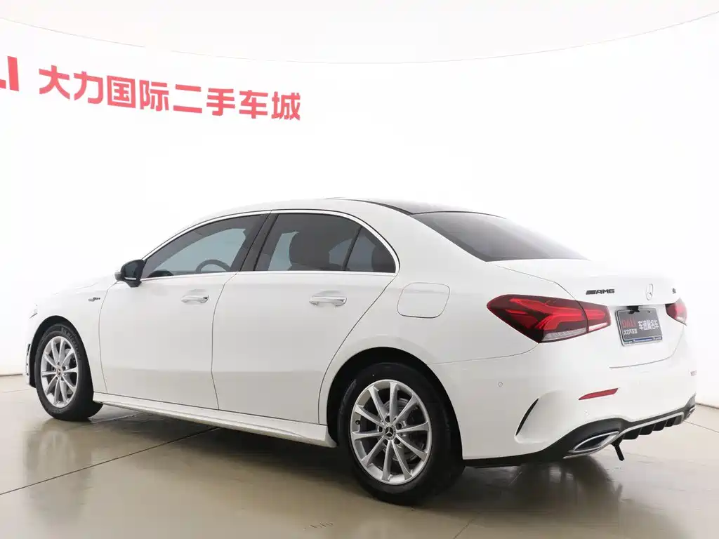 Mercedes-Benz A-Class - фото 14