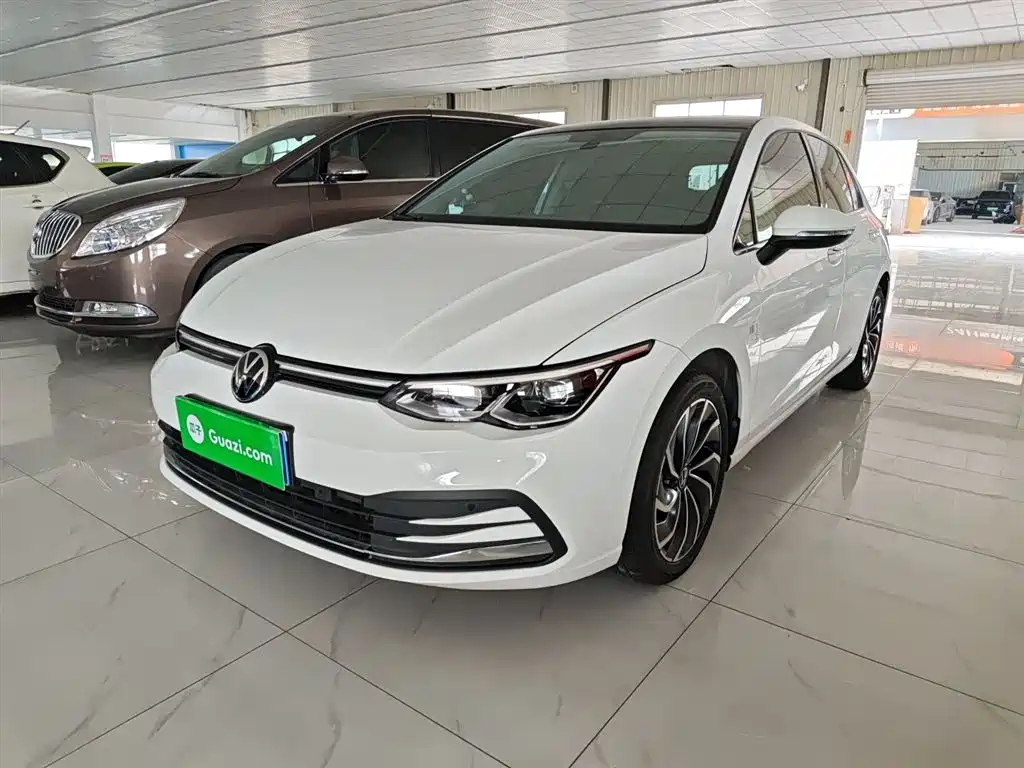 Volkswagen Golf 2022