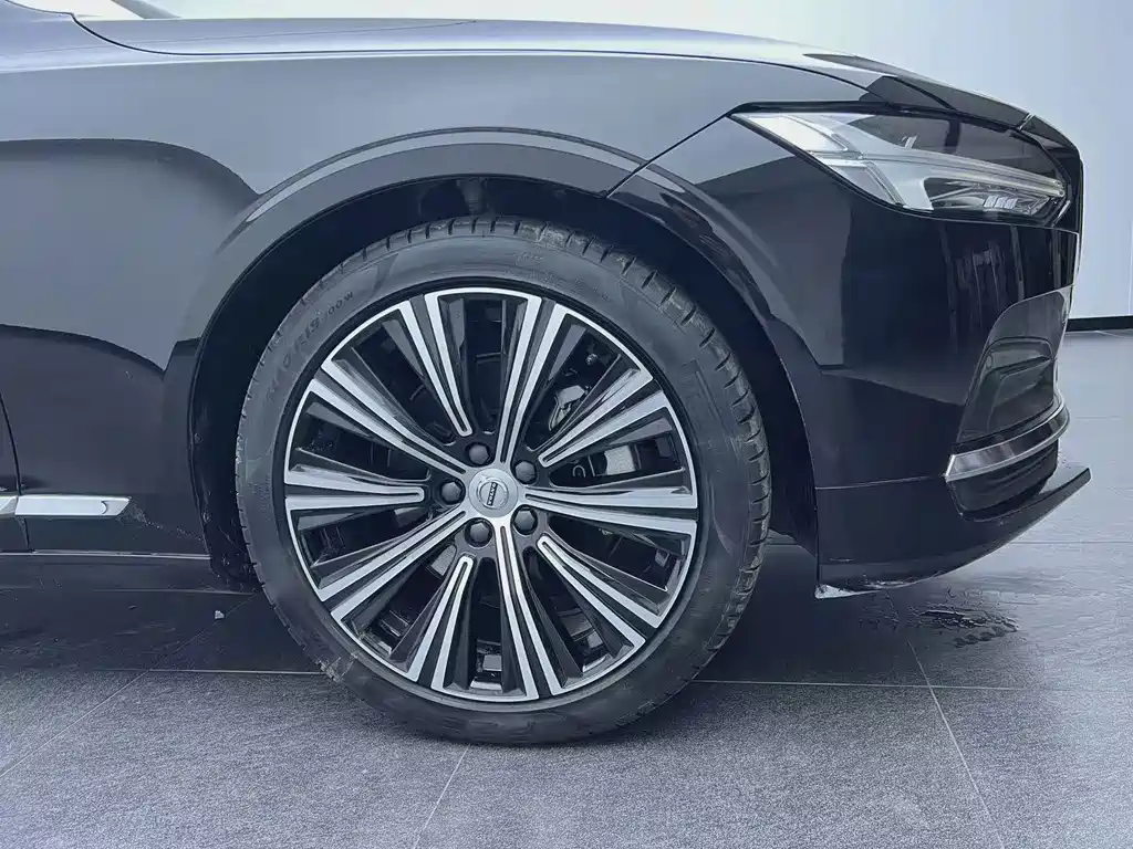 Volvo S90 — миниатюра 18
