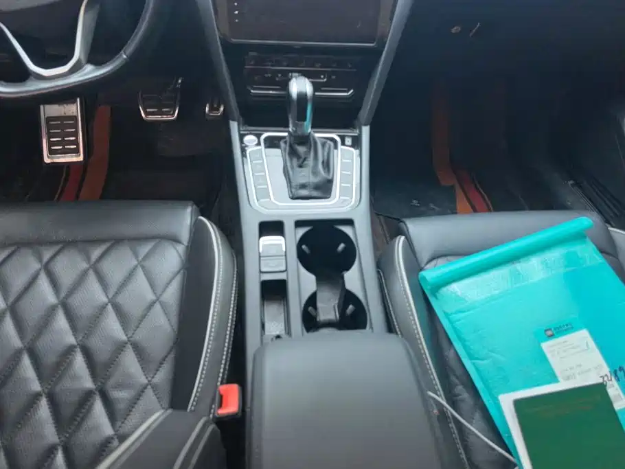 Volkswagen 迈腾 PHEV — миниатюра 16