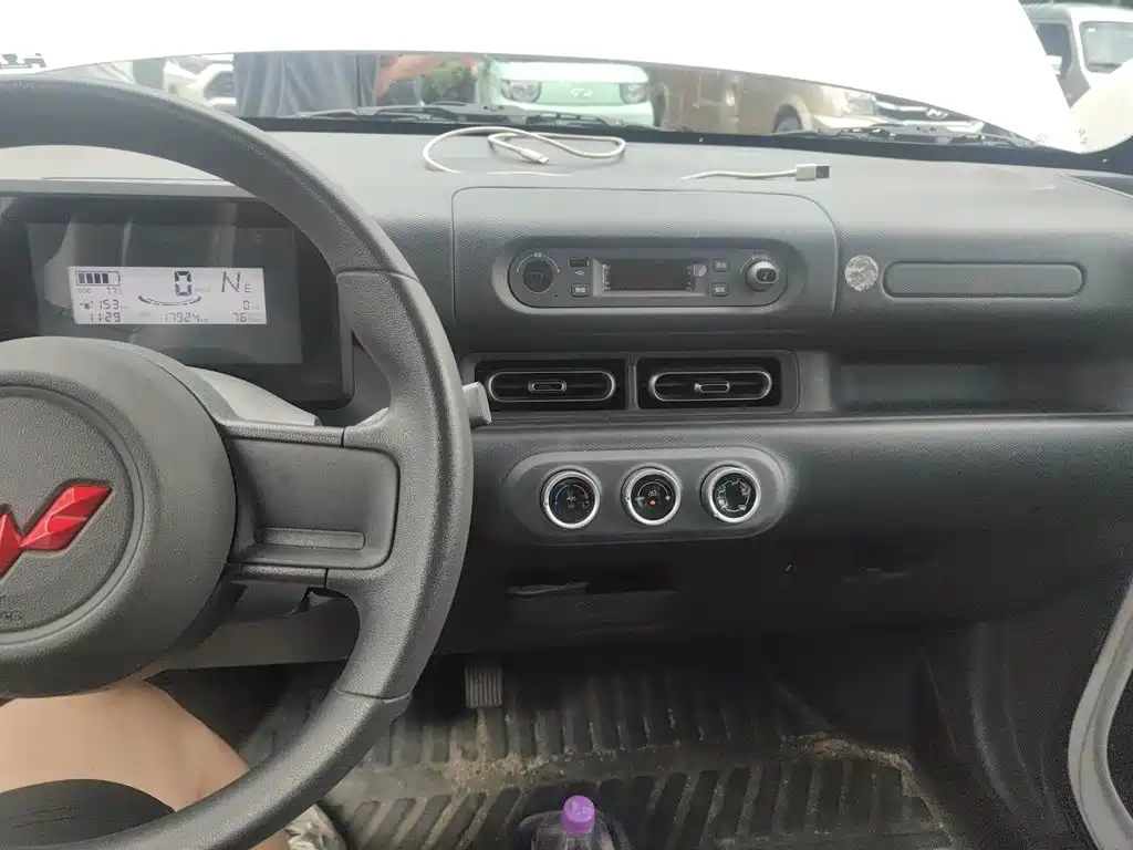 Wuling Zhiguang EV — миниатюра 9