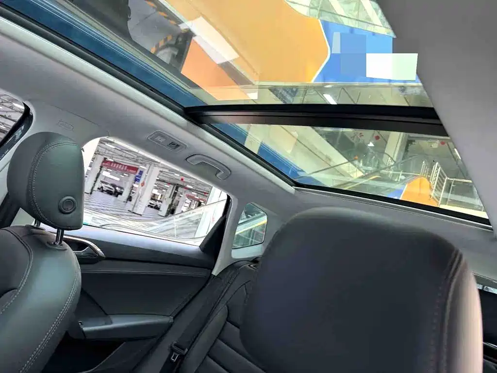 Volkswagen Tharu — миниатюра 7