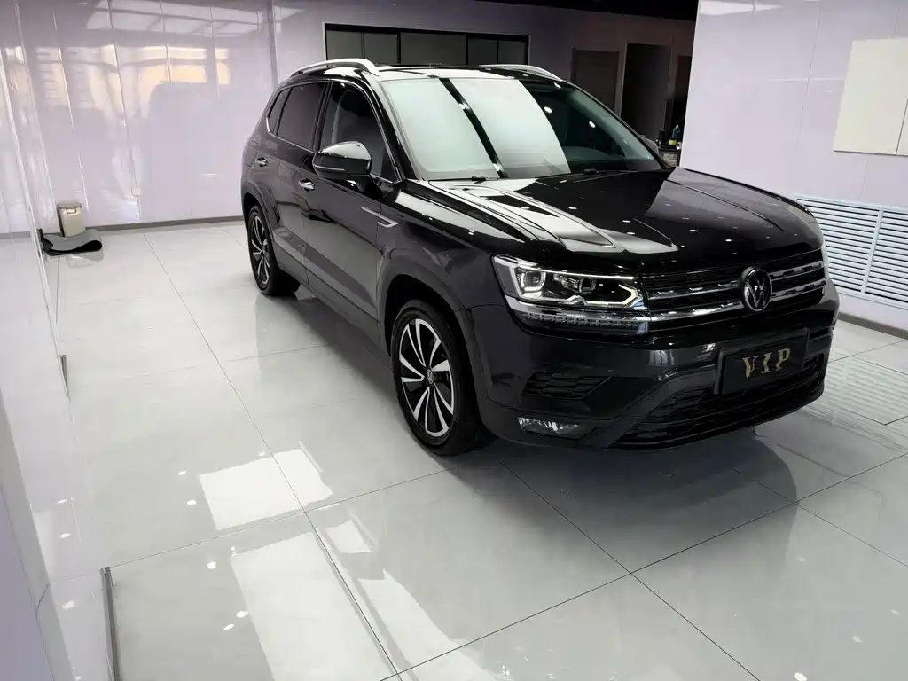 Volkswagen Tharu — миниатюра 3