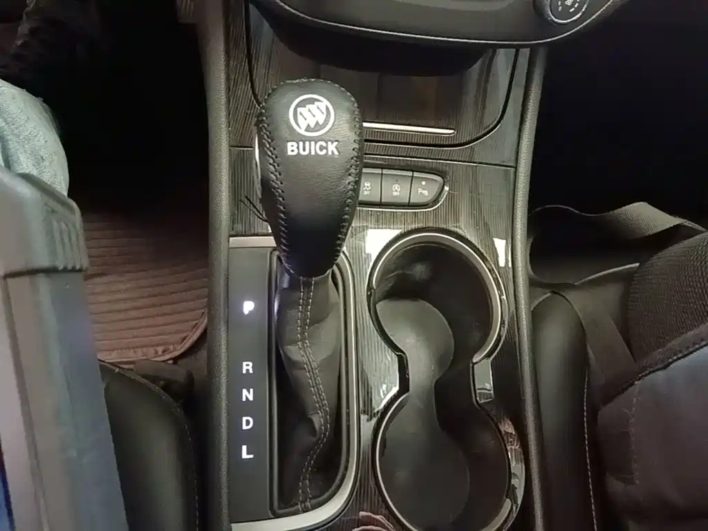 Buick Verano — миниатюра 14