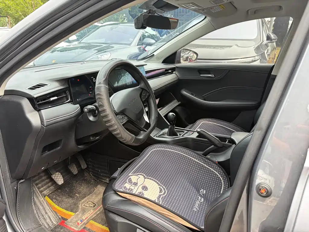 Roewe i5 2023 1.5L MT