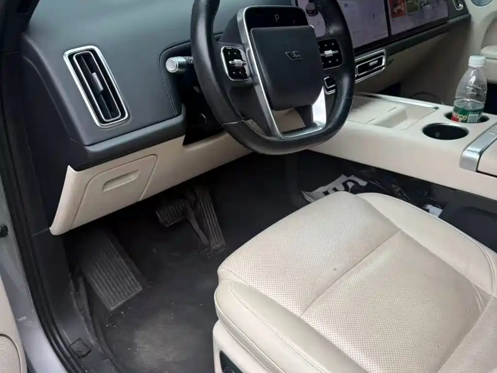 Li Auto Li L8 — миниатюра 5