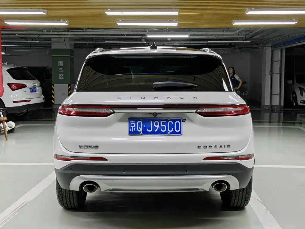 Lincoln Corsair — миниатюра 5