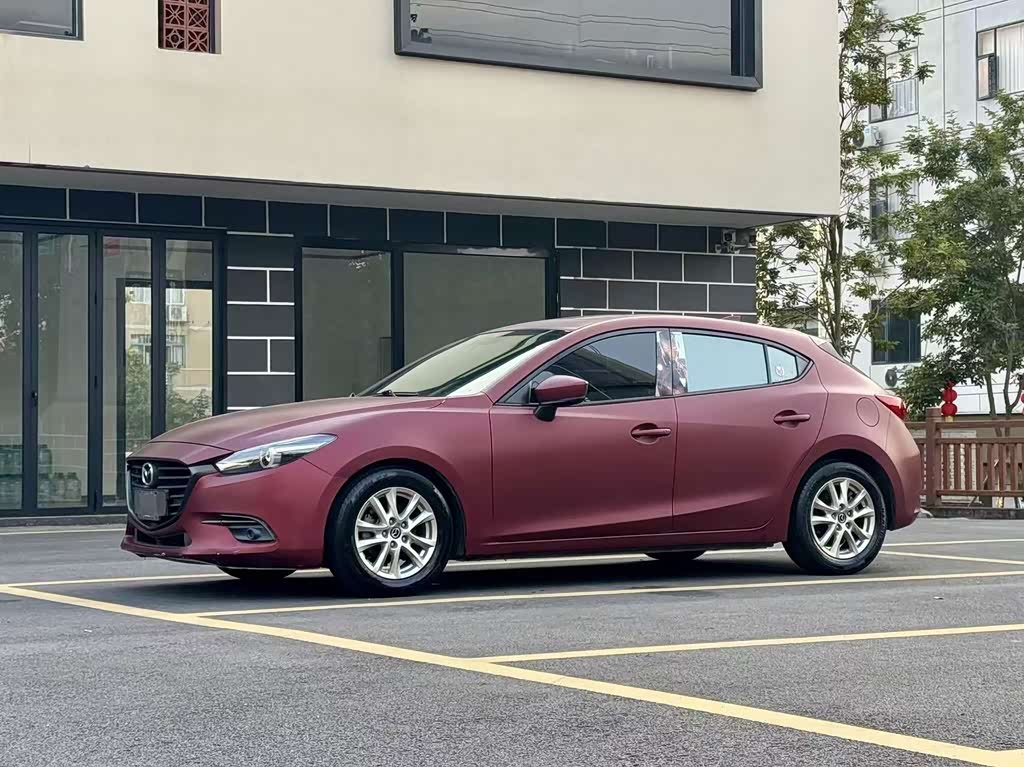 Mazda 3 (Axela)