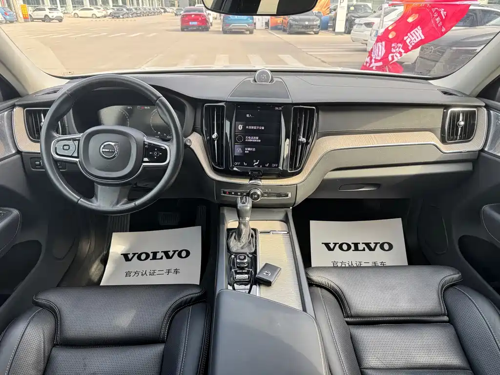 Volvo XC60 — миниатюра 5