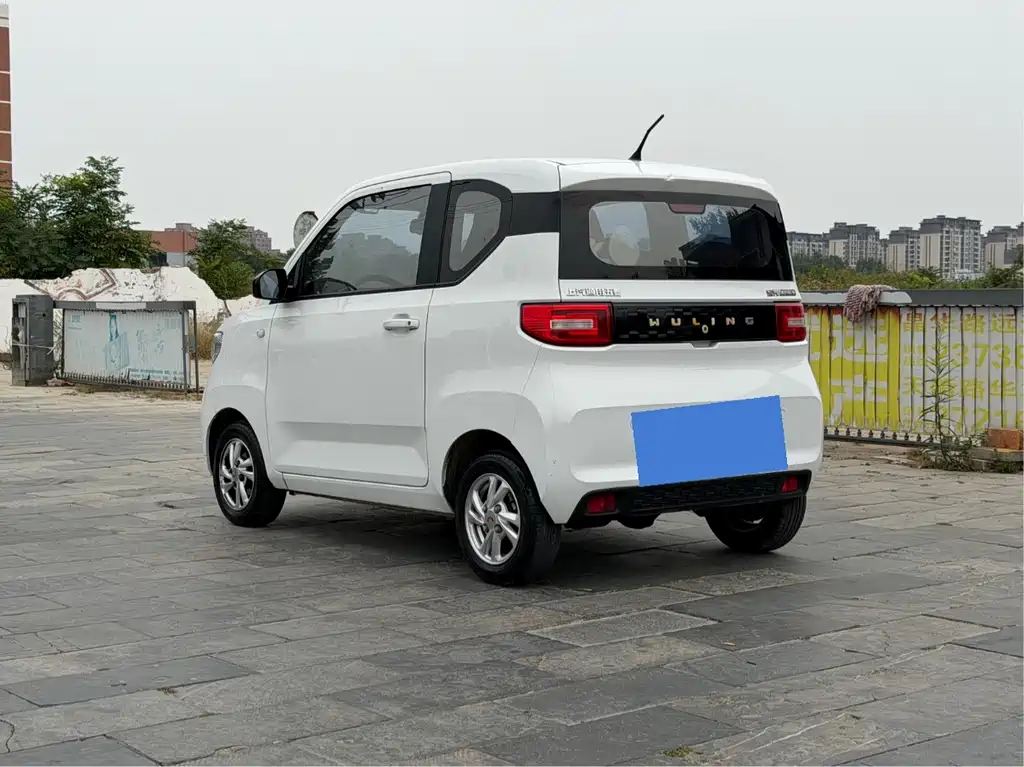 Wuling MINIEV — миниатюра 6