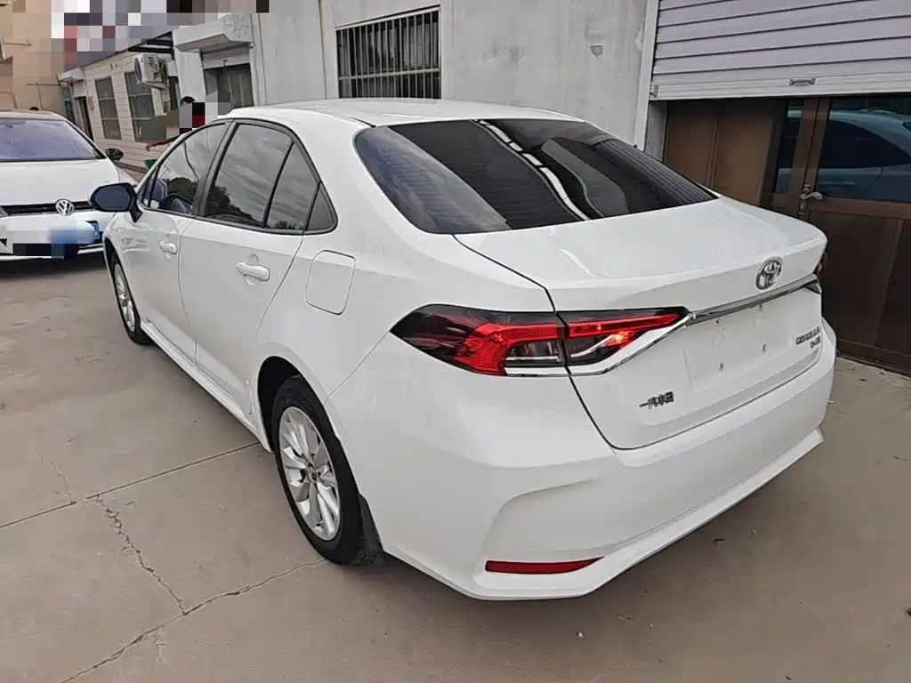 Toyota Corolla — миниатюра 5