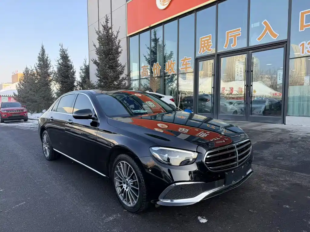 MERCEDES-BENZ E CLASS