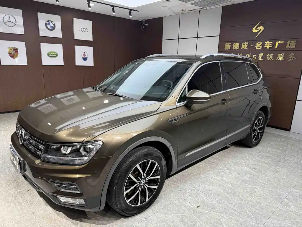 Volkswagen Tiguan L