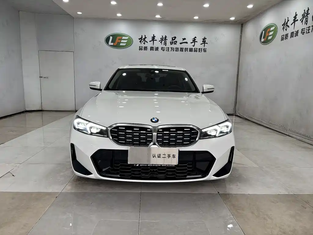 BMW 3 SERIES